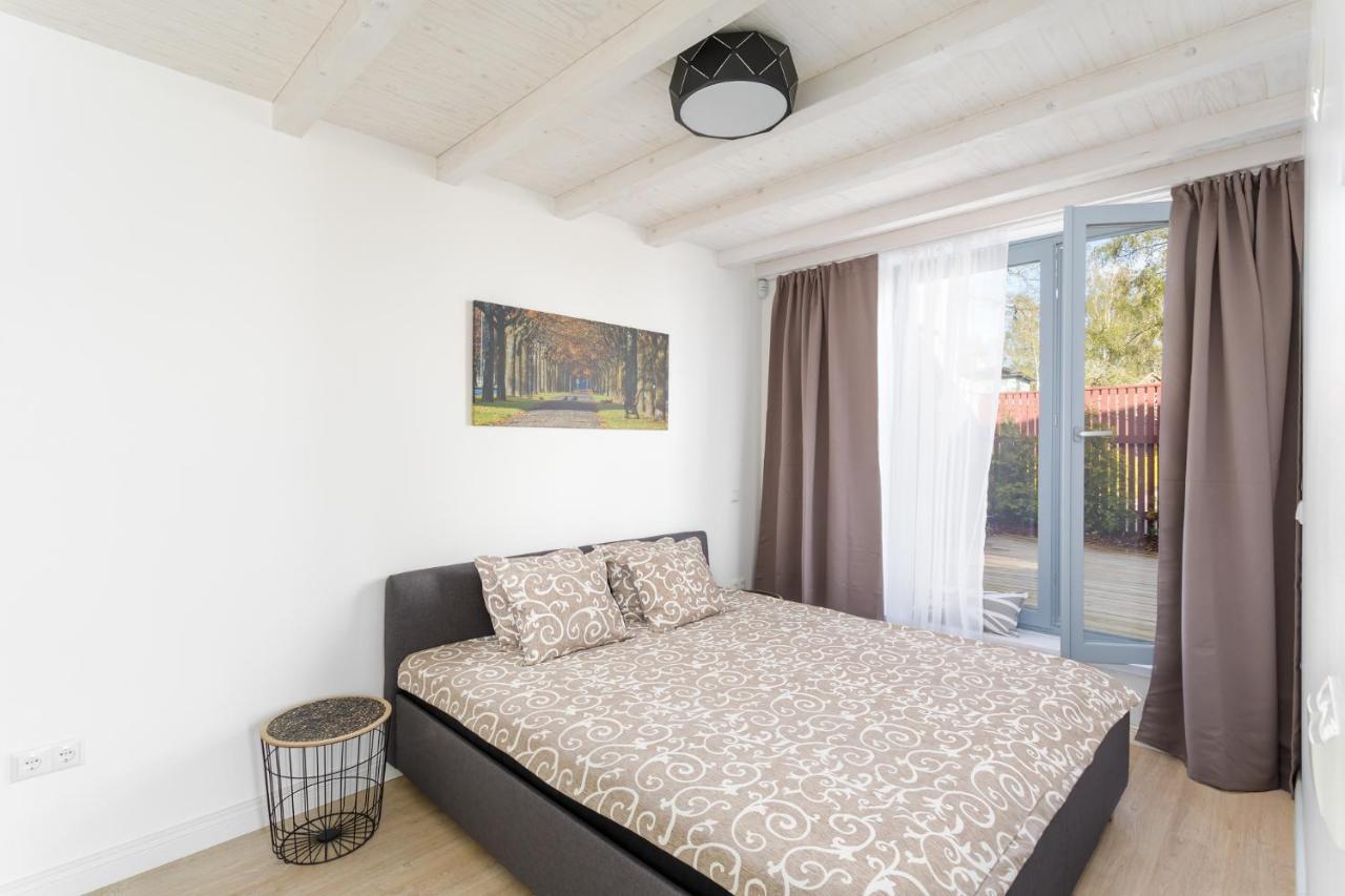 Villa Rosalie Pärnu Buitenkant foto